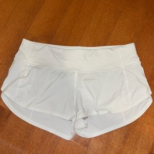 lululemon 2.5 white speed up shorts